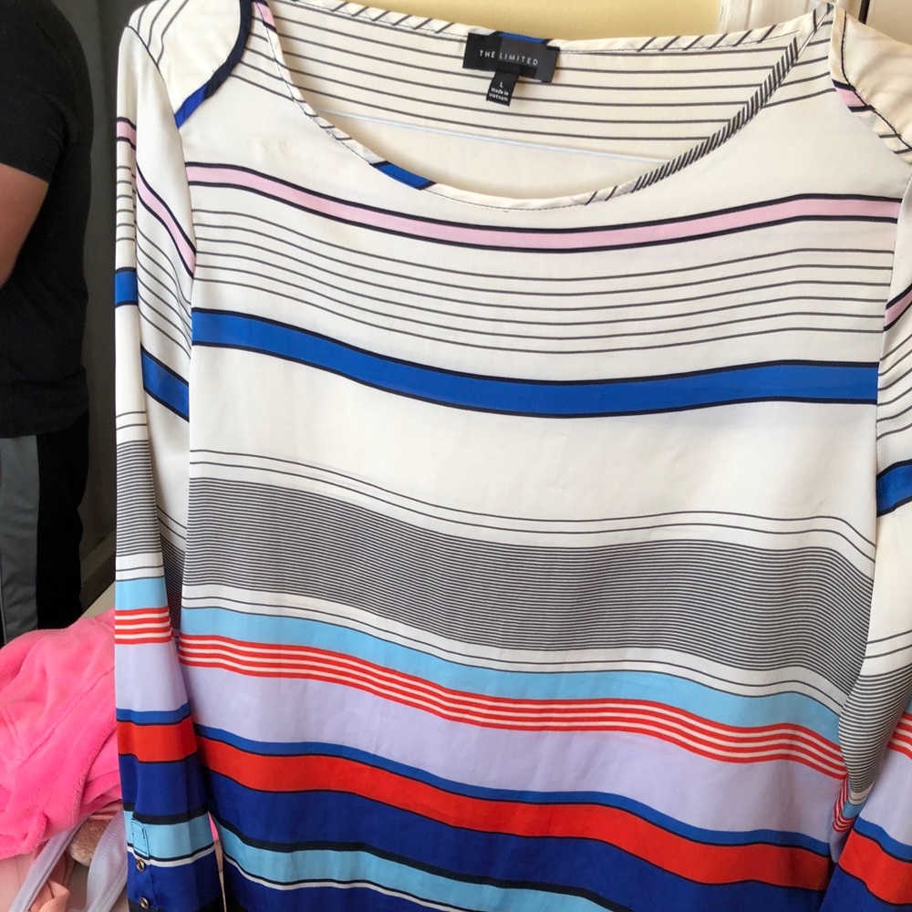 Limited blouse
